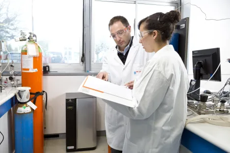 esperti di laboratorio Air Liquide