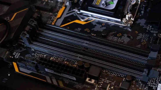 Gaz pour le brasage de circuits intégrés