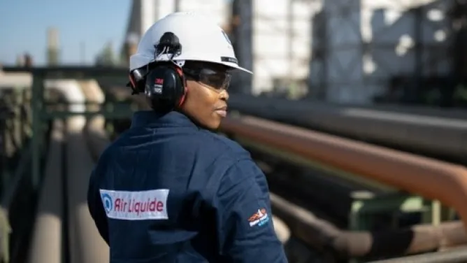 2022: Solida performance e accelerazione delle decisioni di investimento per preparare il futuro